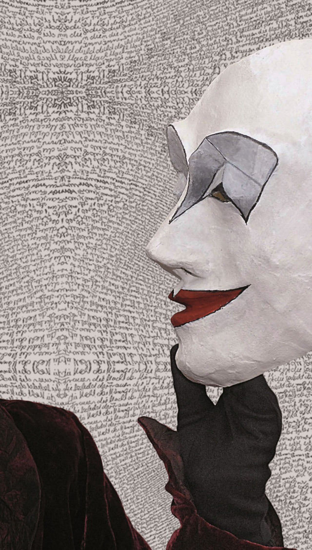 „Wandeln zwischen wollen und sein“ -  Ausstellung in der Friedenskirche über die kreative Arbeit mit Masken