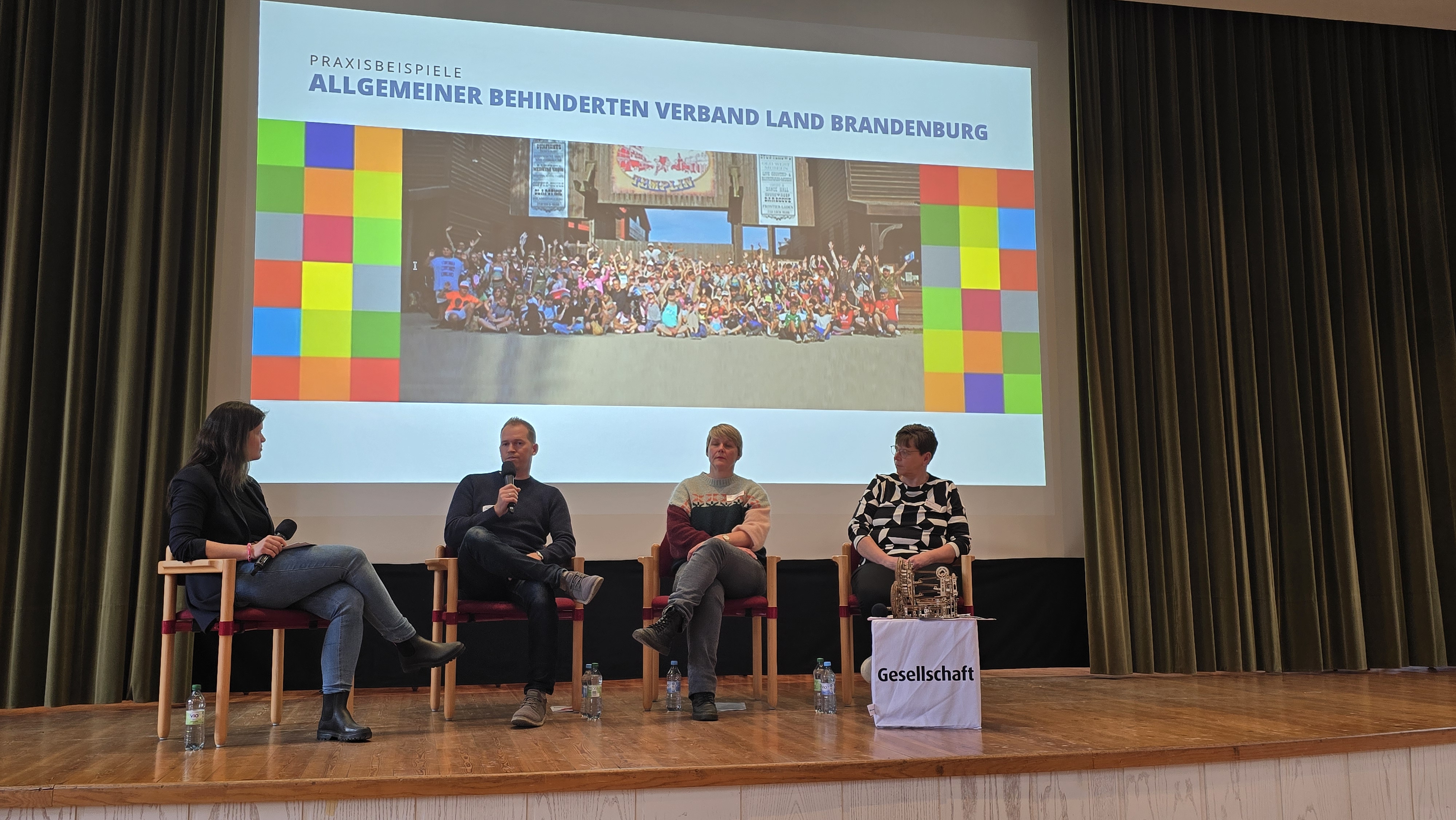 Podiumsdiskussion mit Stephan Wagner vom Allgemeinen Behindertenverband Brandenburg e.V., Katja Zimmermann vom Haus Neudorf und Silke Titze, Projekt Ambulante Wohnschule der Stephanus-Stiftung